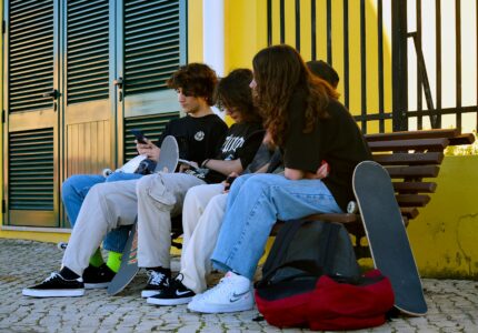 Numérique et jeunesse : des ressources et outils pour mieux accompagner