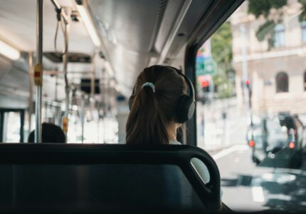 Transport scolaire : une étude éclaire l’impact sur la vie quotidienne des élèves